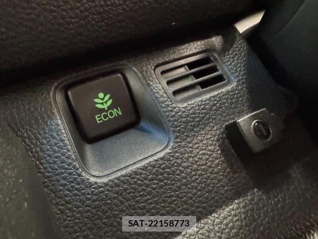 Honda N-VAN 2019-02 8231180-25