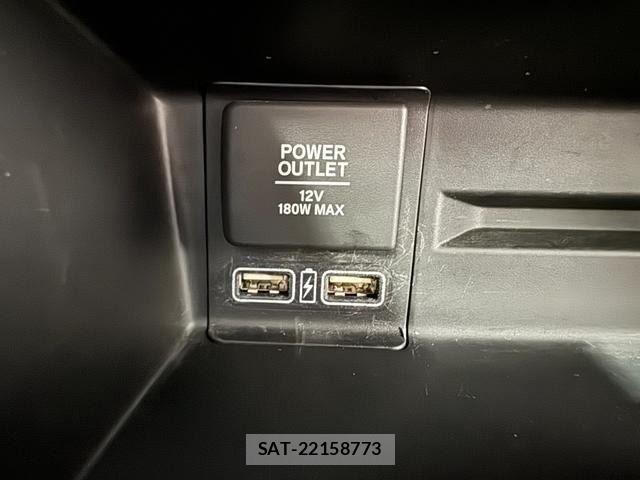 Honda N-VAN 2019-02 8231180-27