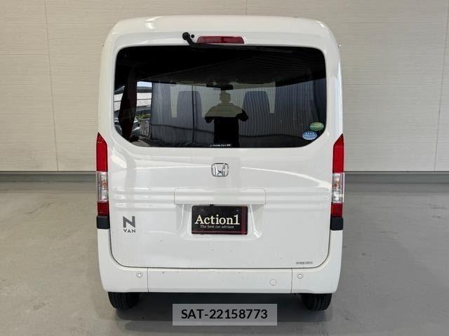 Honda N-VAN 2019-02 8231180-4