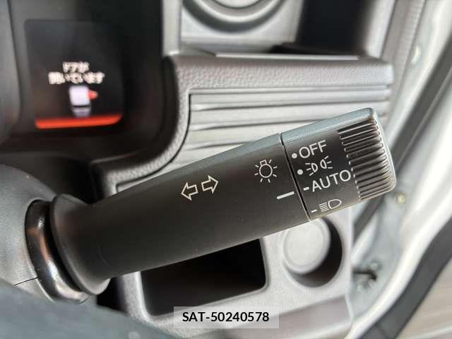 Honda N-VAN 2023-04 8316196-12