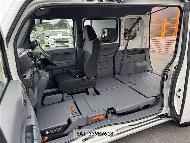 Honda N-VAN 2019-11 8316206-21