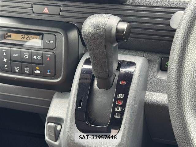 Honda N-VAN 2019-11 8316206-5