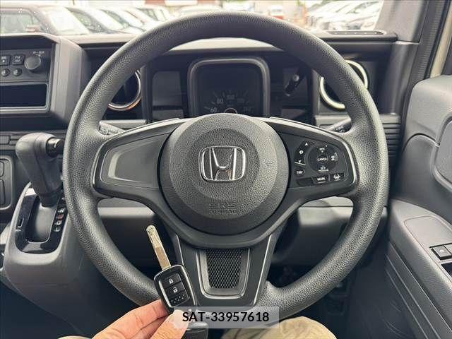 Honda N-VAN 2019-11 8316206-6