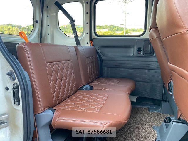 Honda N-VAN 2019-06 8337271-16