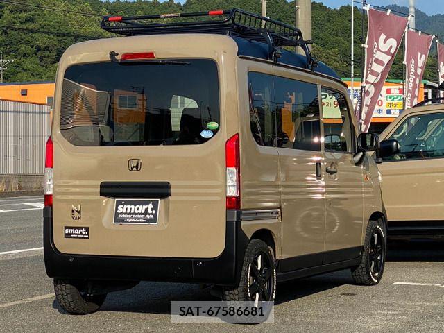 Honda N-VAN 2019-06 8337271-5