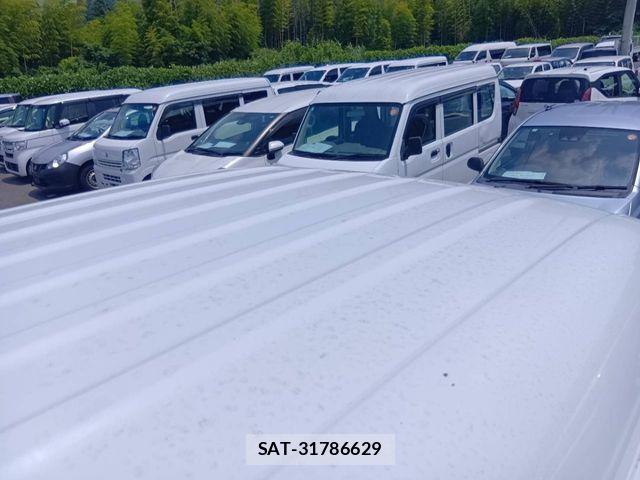 Honda N-VAN 2020-09 8355284-12