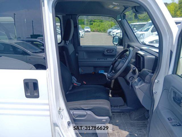 Honda N-VAN 2020-09 8355284-3