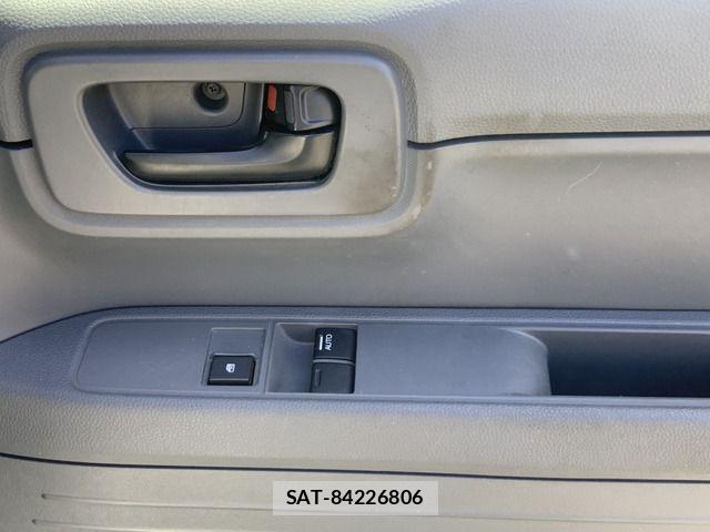 Honda N-VAN 2019-09 8367937-14
