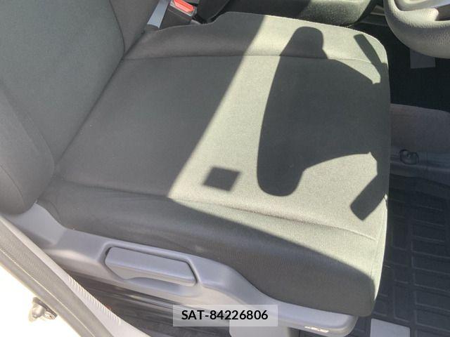 Honda N-VAN 2019-09 8367937-16