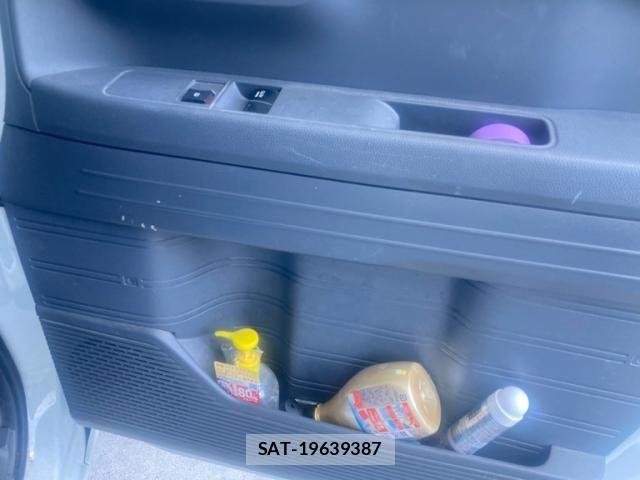 Honda N-VAN 2023-12 8367935-12