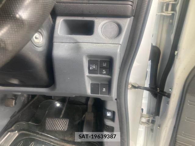 Honda N-VAN 2023-12 8367935-13
