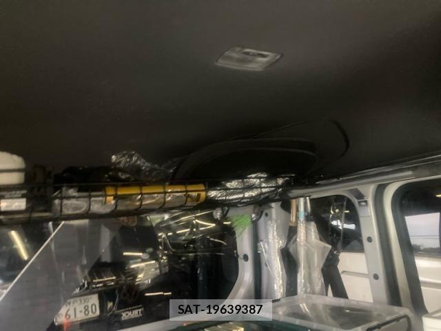 Honda N-VAN 2023-12 8367935-19