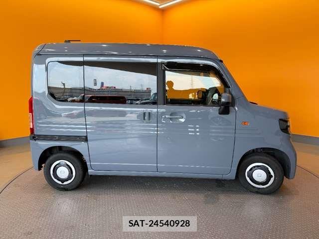 Honda N-VAN 2024-08 8372000-15