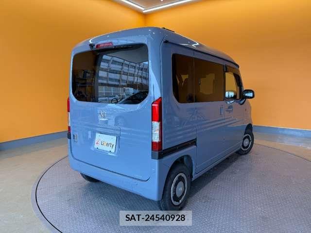Honda N-VAN 2024-08 8372000-16
