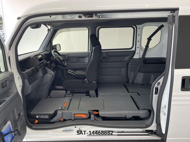 Honda N-VAN 2024-05 8414165-13
