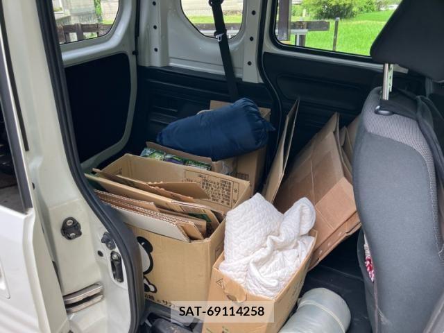 Honda N-VAN 2018-09 8414167-2