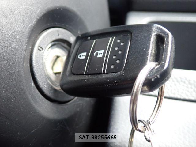 Honda N-VAN 2019-06 8485890-9