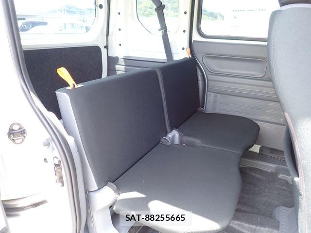 Honda N-VAN 2019-06 8485890-16