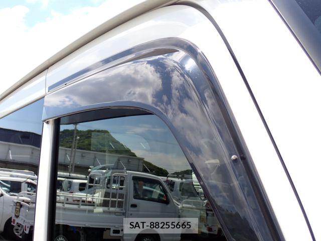 Honda N-VAN 2019-06 8485890-24