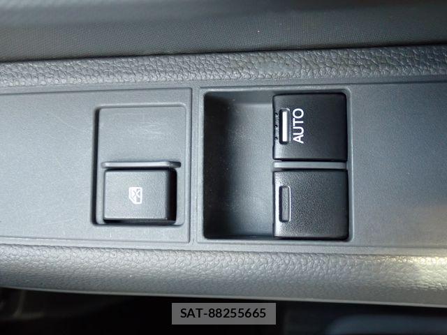 Honda N-VAN 2019-06 8485890-5