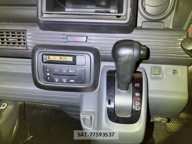 Honda N-VAN 2019-06 8526429-18