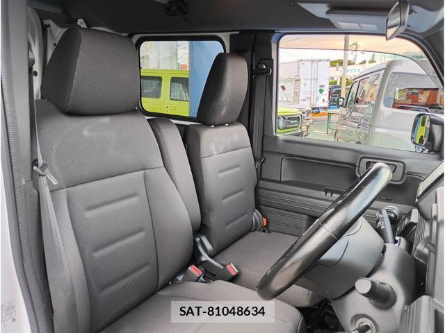 Honda N-VAN 2023-11 8526428-4