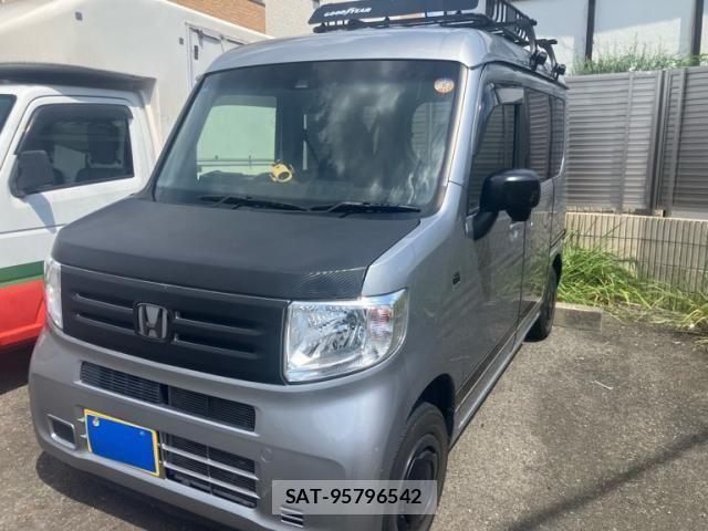Honda N-VAN 2019-07 8526427-2