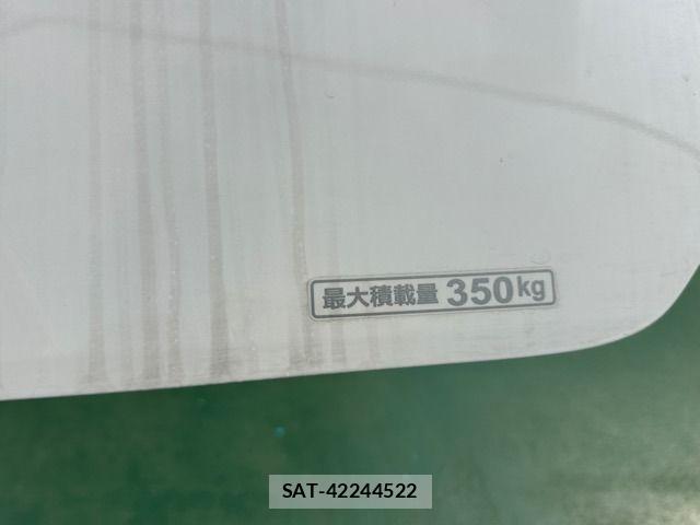 Honda N-VAN 2026-07 8563076-10
