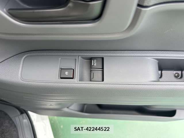 Honda N-VAN 2026-07 8563076-13
