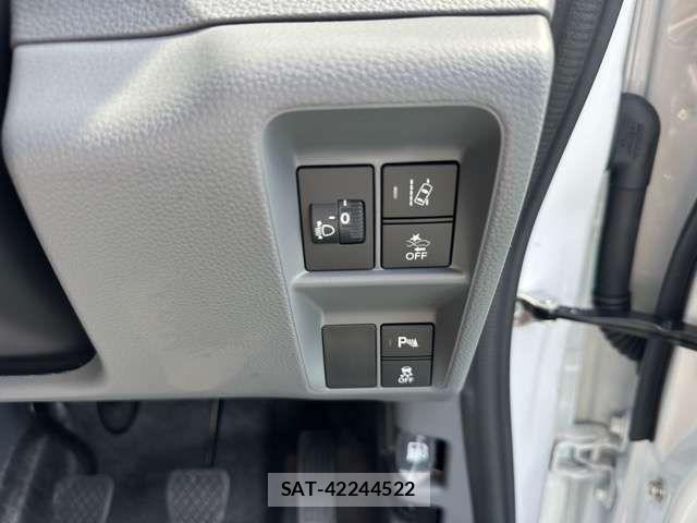 Honda N-VAN 2026-07 8563076-14