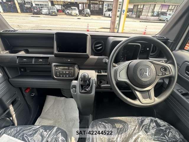Honda N-VAN 2026-07 8563076-6