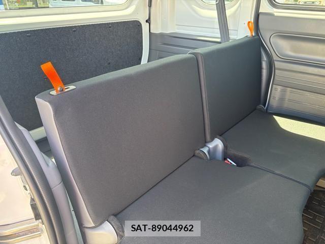 Honda N-VAN 2025-09 8628236-10