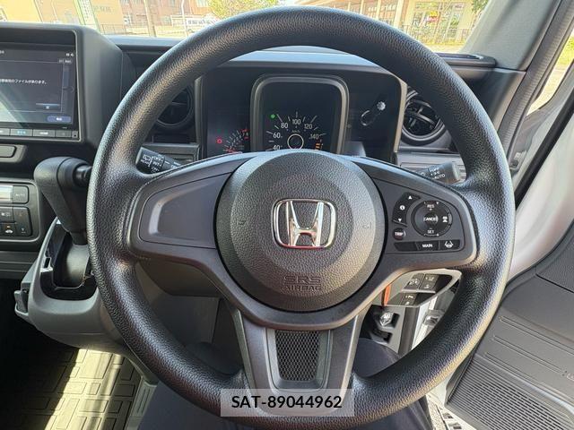 Honda N-VAN 2025-09 8628236-15
