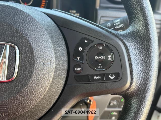 Honda N-VAN 2025-09 8628236-16
