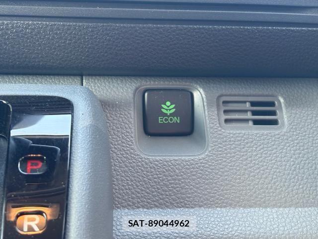 Honda N-VAN 2025-09 8628236-20