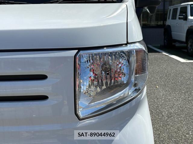 Honda N-VAN 2025-09 8628236-2