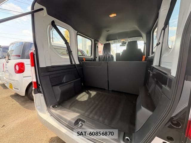 Honda N-VAN 2026-04 8628235-7