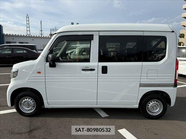 Honda N-VAN 2024-02 8660846-11