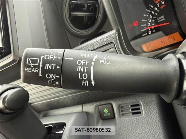 Honda N-VAN 2024-02 8660846-21