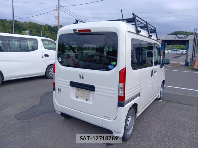 Honda N-VAN 2018-11 8666698-2