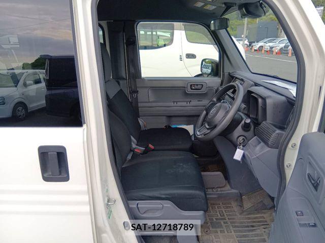 Honda N-VAN 2018-11 8666698-3