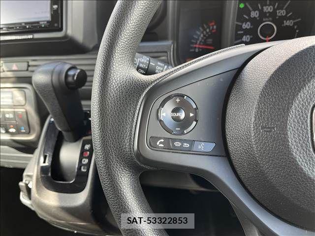 Honda N-VAN 2019-09 8660847-28
