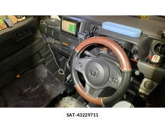 Honda N-VAN 2019-08 8686230-16