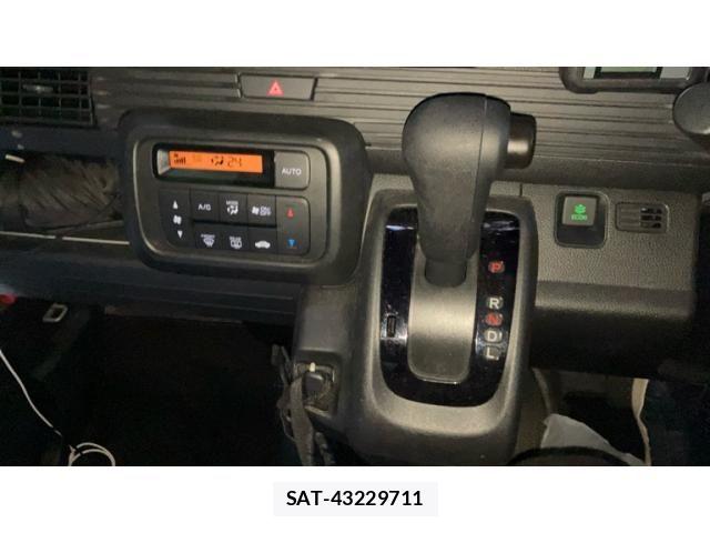 Honda N-VAN 2019-08 8686230-27