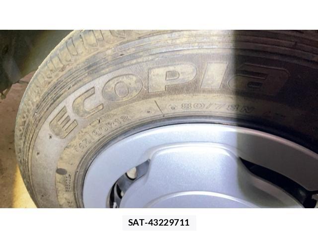 Honda N-VAN 2019-08 8686230-3