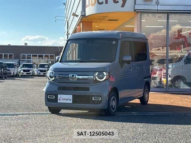 Honda N-VAN 2025-12 8686229-13