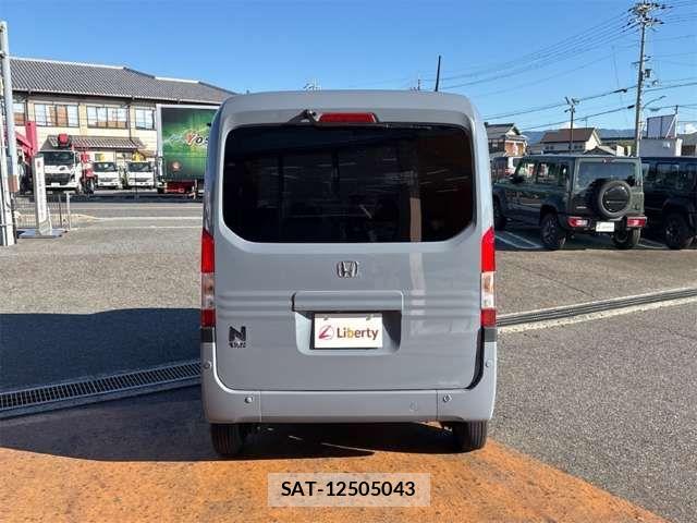 Honda N-VAN 2025-12 8686229-18
