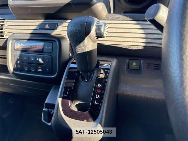 Honda N-VAN 2025-12 8686229-8