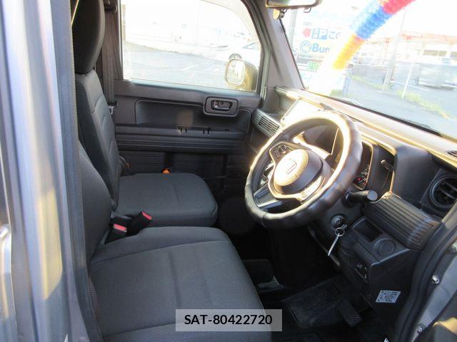 Honda N-VAN 2019-08 8744998-5