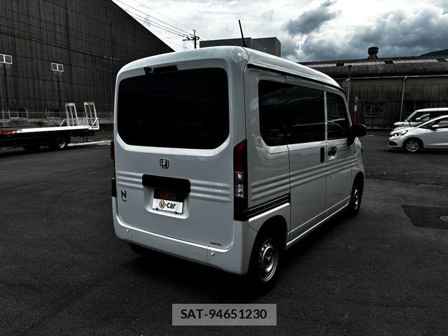 Honda N-VAN 2022-09 8744997-2